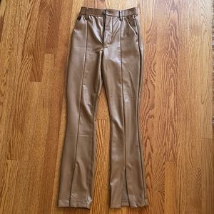 A&F - The skinny ultra high rise leather pants